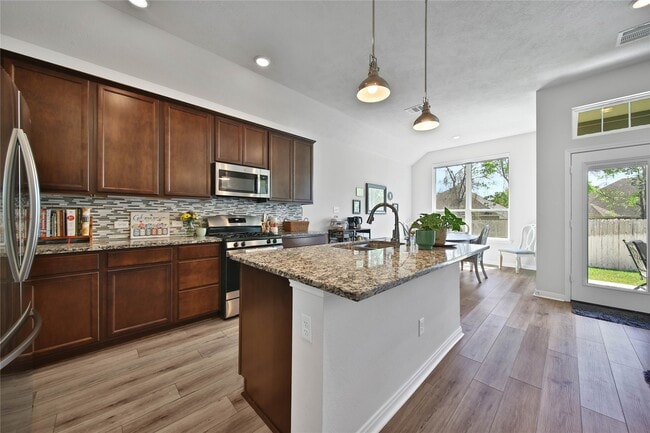 Building Photo - 4104 Waterstone Ct