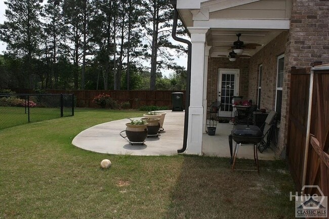 Building Photo - 1564 Cold Tree Ln