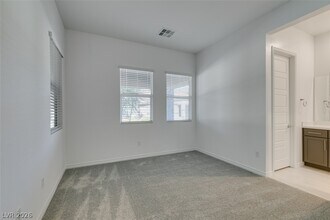Building Photo - 37 Charlotte Rdg Pl