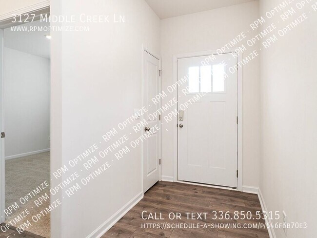 Building Photo - 3127 Middle Creek Ln