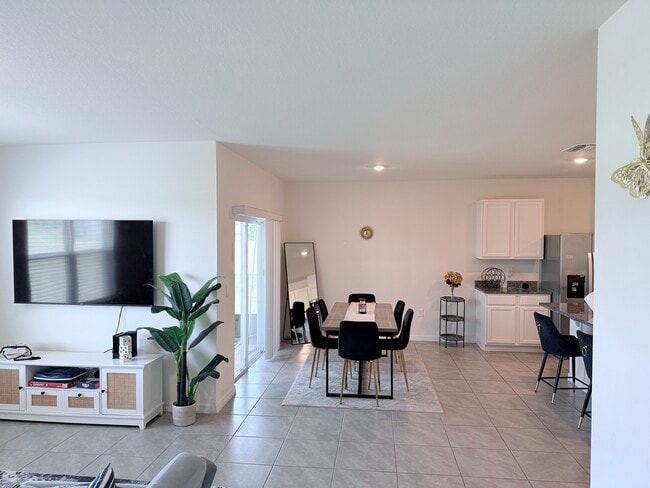 Building Photo - 2463 Taloncrest Ct