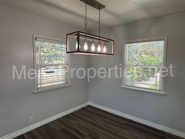 Building Photo - 6056 Walnut Ave