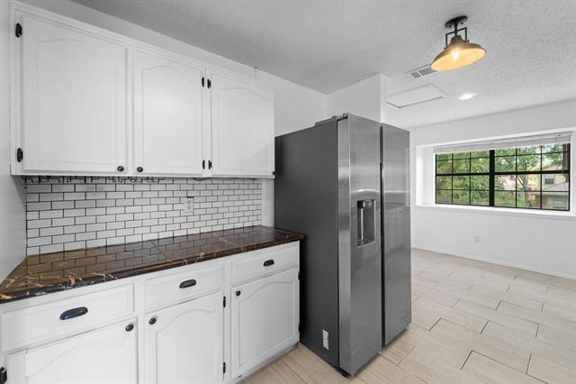 Building Photo - 1828 Alameda Dr