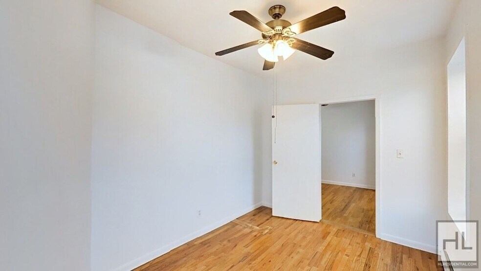 Building Photo - PROSPECT PLACE / Renovated 1-Bedroom Apart...