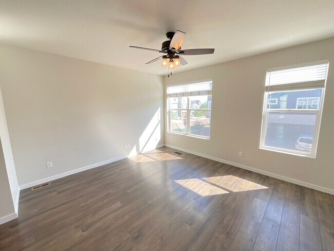 Building Photo - 4 Bedroom Home Available Near E Woodmen Rd & Rangewood Dr!