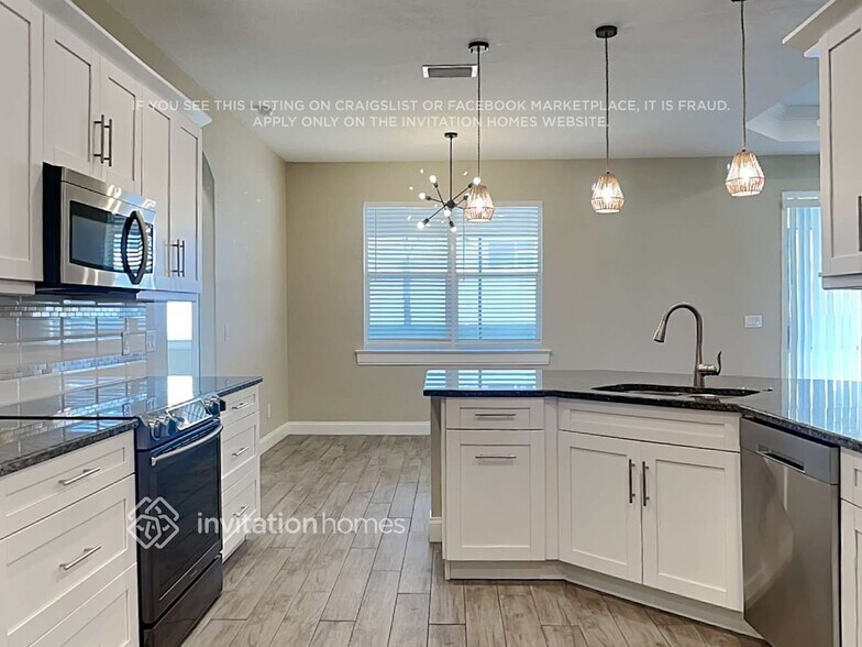 Building Photo - 3081 Pearly Dr