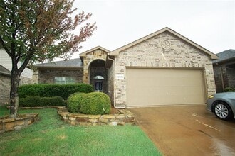 Building Photo - 13145 Larks View Point