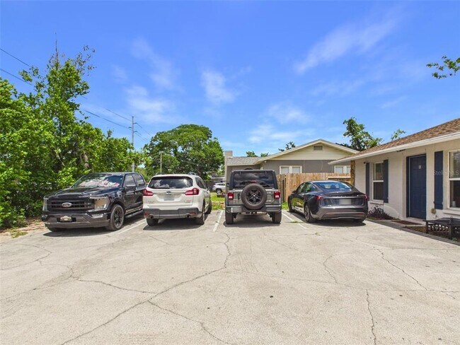 Building Photo - 1411 E 109th Ave