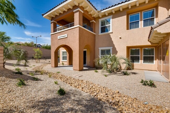Building Photo - 845 Pantara Pl