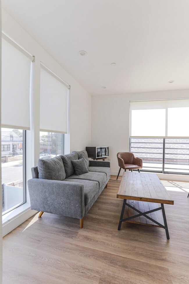 coliving space - 1603 W 35th St