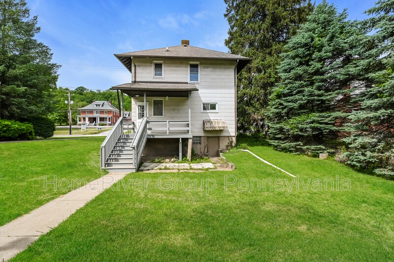 Building Photo - 1659 Lincoln Way
