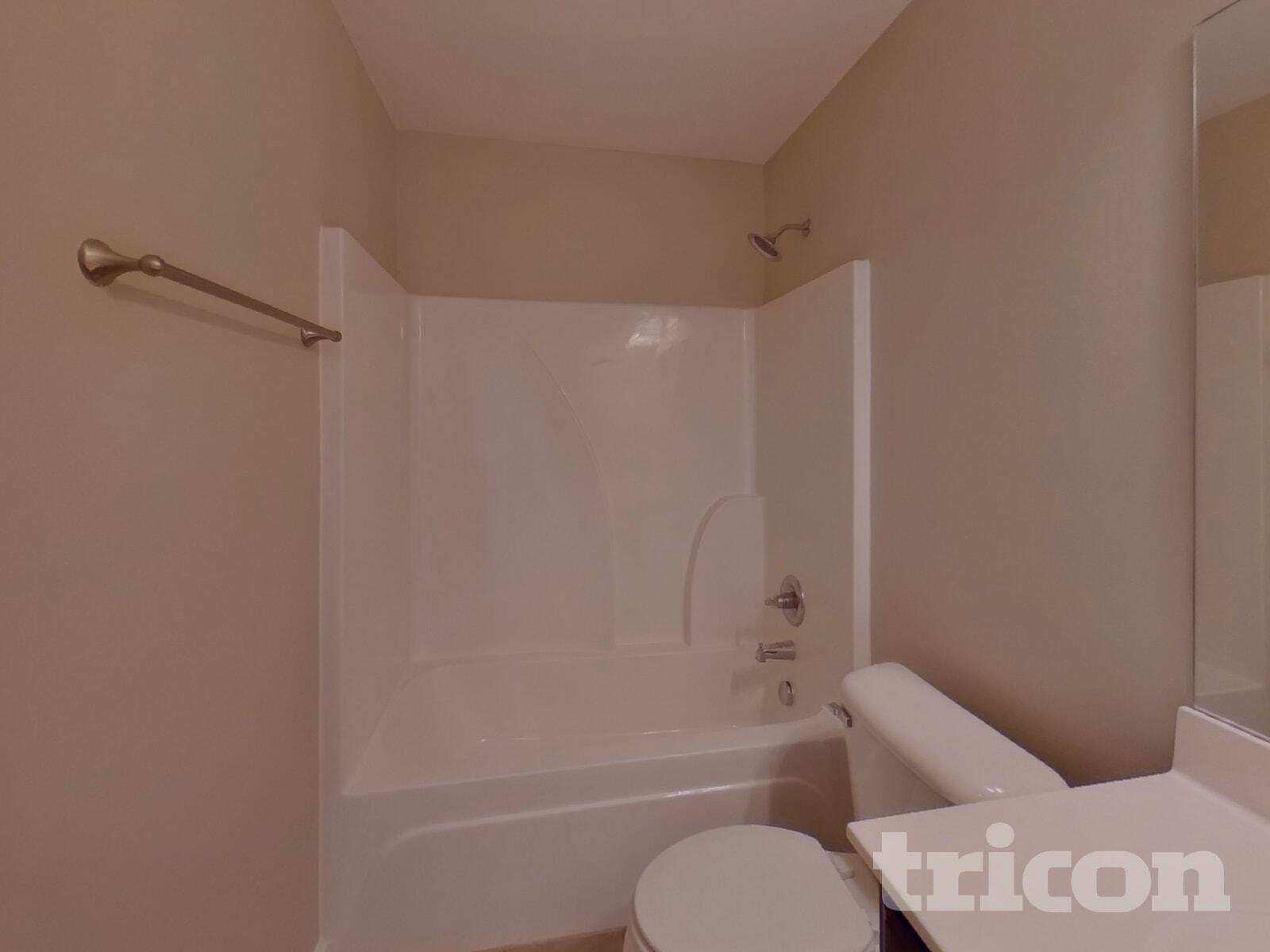 Building Photo - 4009 Commons Dr