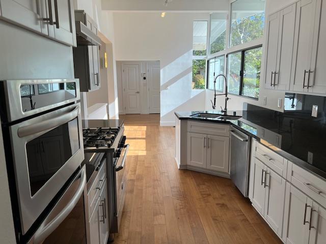 Kitchen and breakfast nook - 2812 Anchor Ave