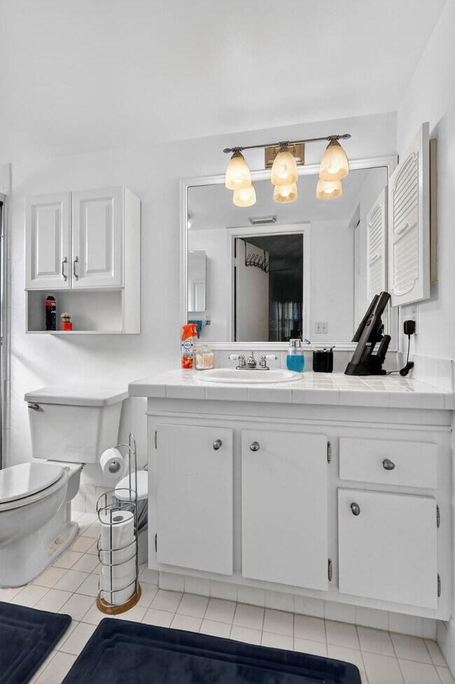 Building Photo - 101 SW 132nd Way