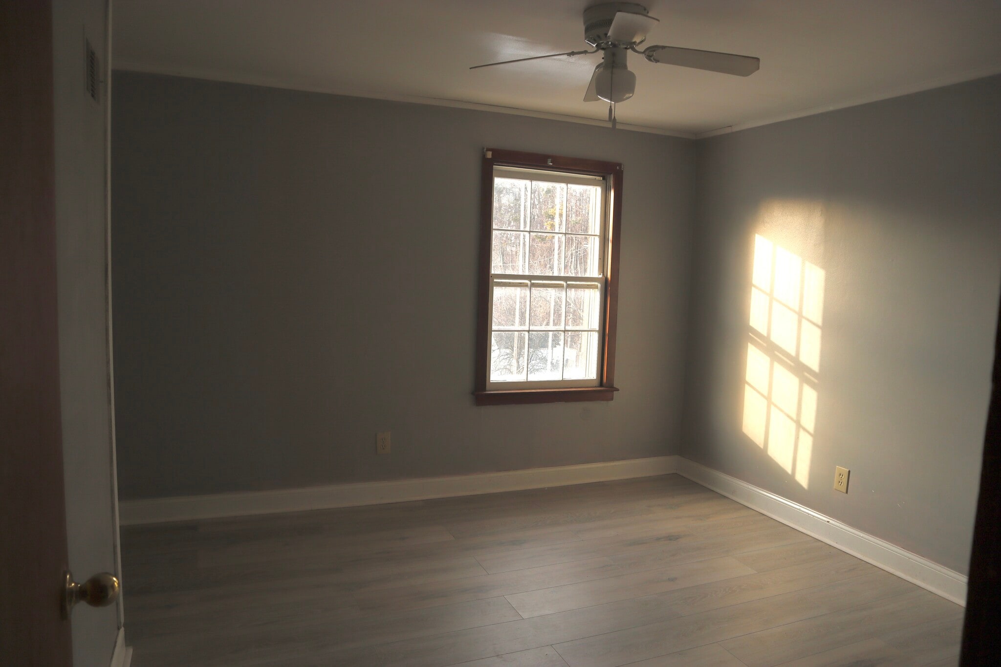Bedroom - 1071 Van Velsen St