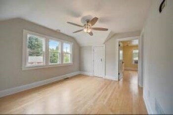 living room - 1427 Rawson Ave
