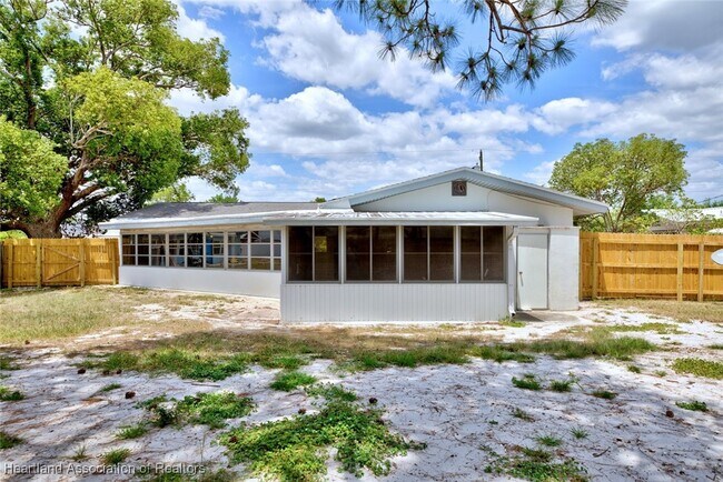 Building Photo - 33450 Grand Prix Dr
