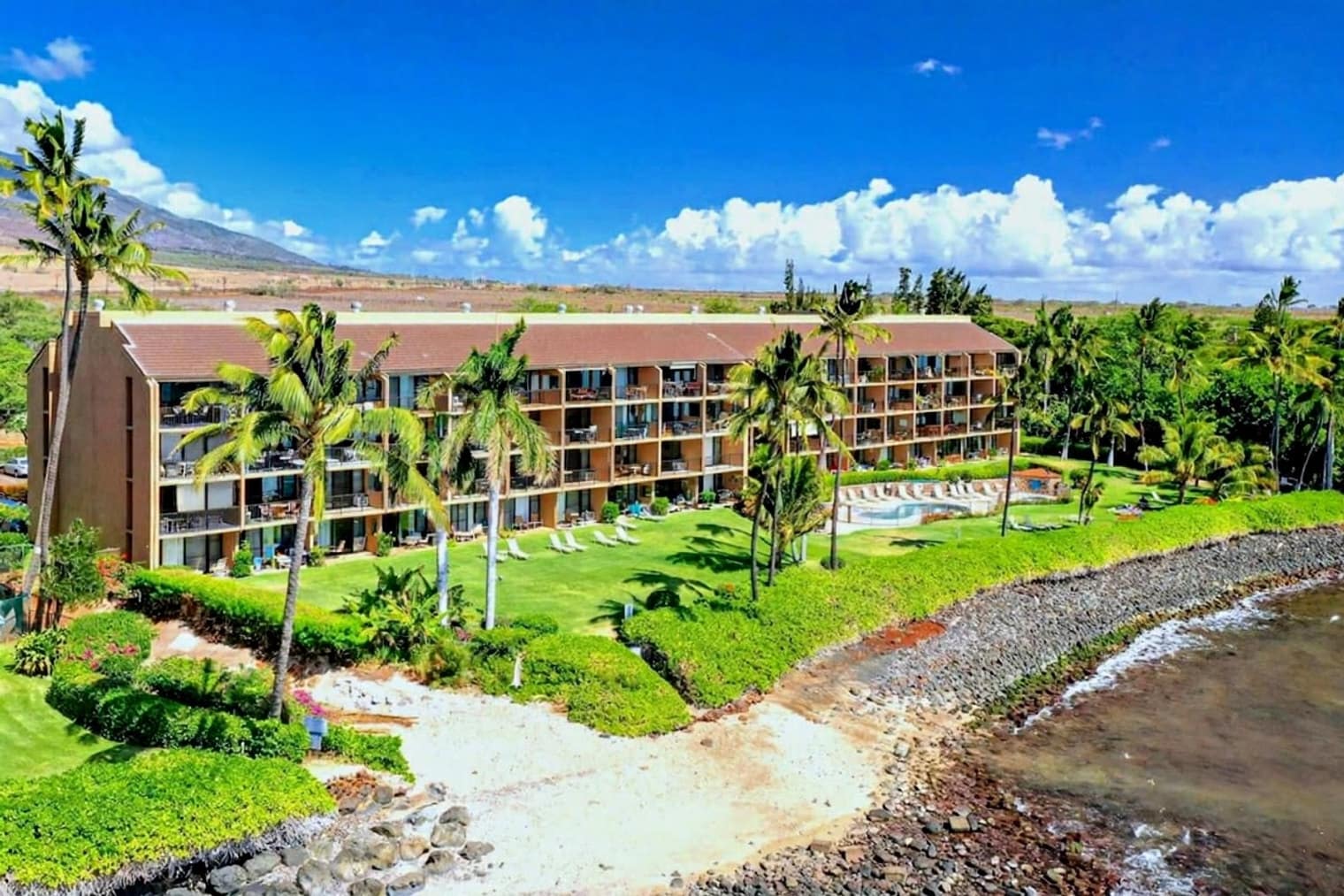 Building Photo - 190 Hauoli St