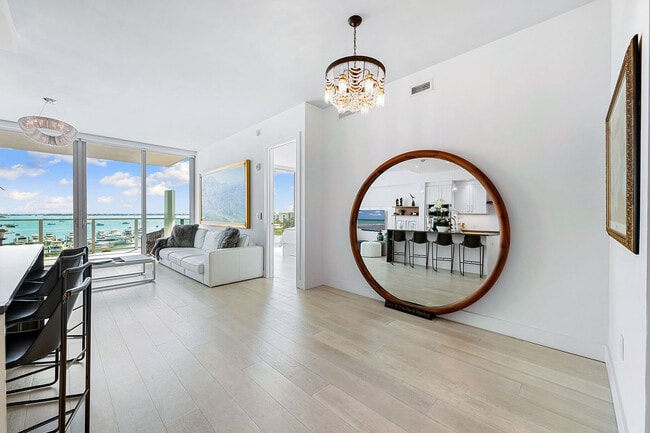 Building Photo - 1155 N Gulfstream Ave