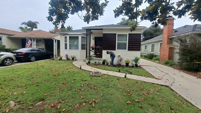 Primary Photo - 8024 Regis Way