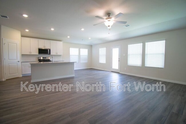 Building Photo - 2106 Dunbar Dr