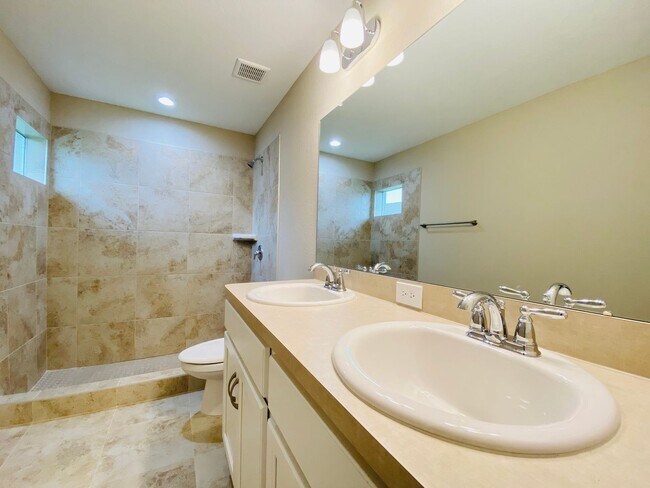 Building Photo - WINTER HAVEN - LAKES AT LUCERNE PARK - BRAND NEW 3BR/2BA HOME