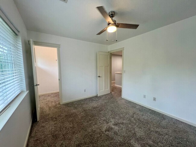 Building Photo - PENDING APPLICATION; Beautiful 5 Bedroom Home