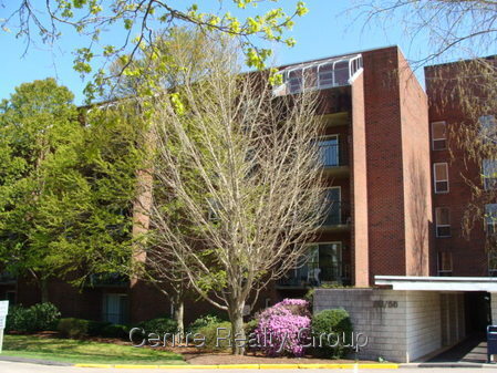 Primary Photo - 50 Broadlawn Park