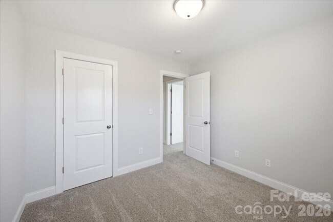 Building Photo - 1152 Township Pkwy