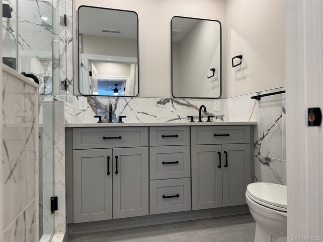 Building Photo - 3111 Leeward Dr