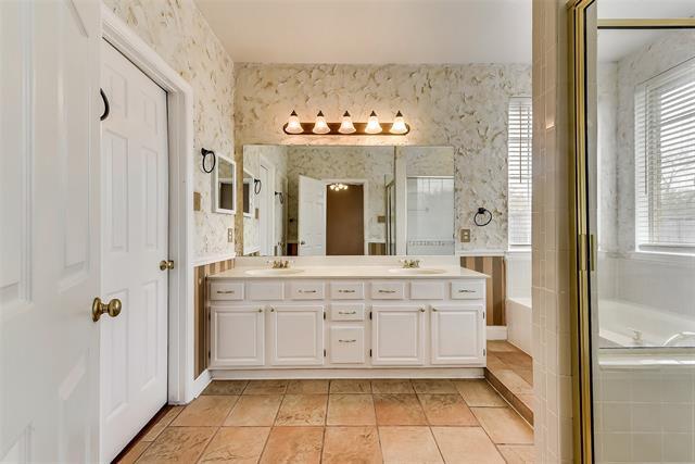 Building Photo - 3317 Fox Hollow Ct