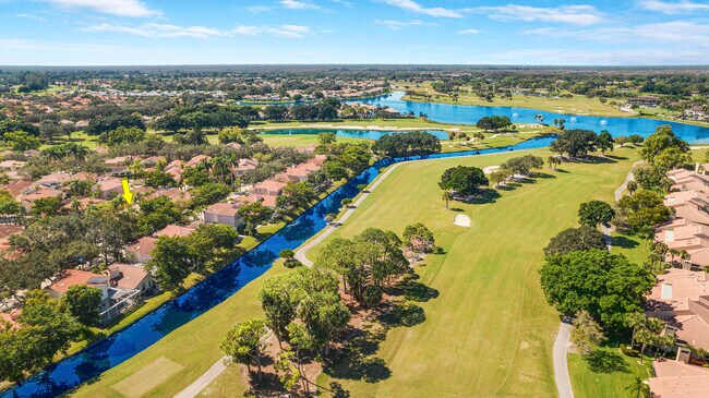 Building Photo - 26 Vía Aurelia