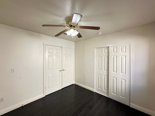 Building Photo - TIMBER CREEK