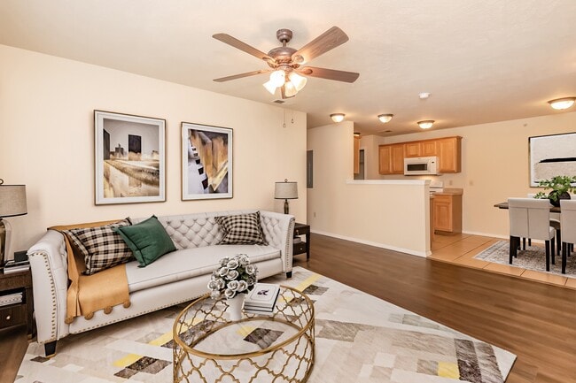 Building Photo - Scenic Station Apartments