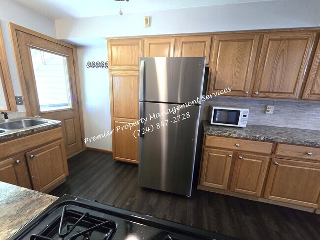 Building Photo - 639 Cohasset Dr