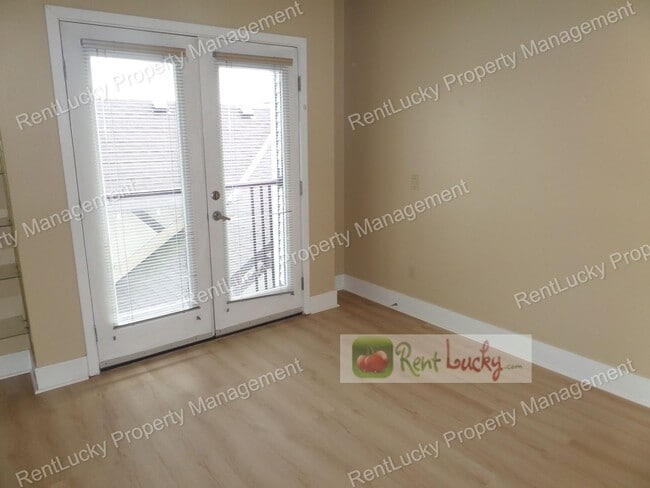 Building Photo - GREAT VIEWS! Lovely 2-Bedroom, 2 Bath Condo in Fantastic Fremont Area w/Garage Parking!!