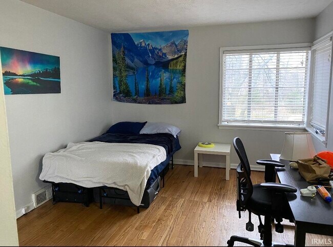 Building Photo - 2000 Atwater Ave