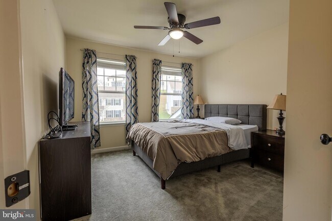 Building Photo - 3365 Alydar Rd