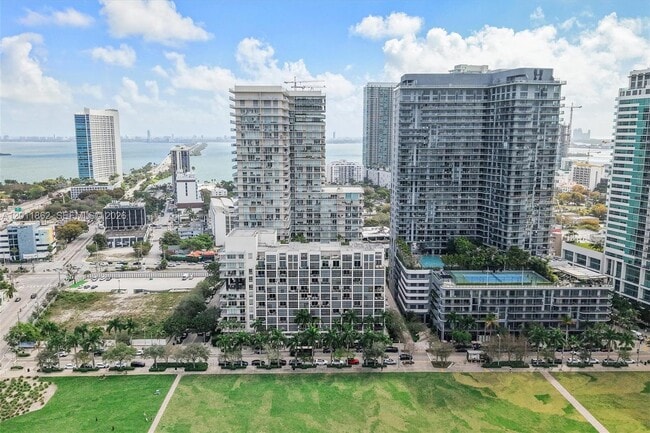 Building Photo - 3470 E Coast Ave