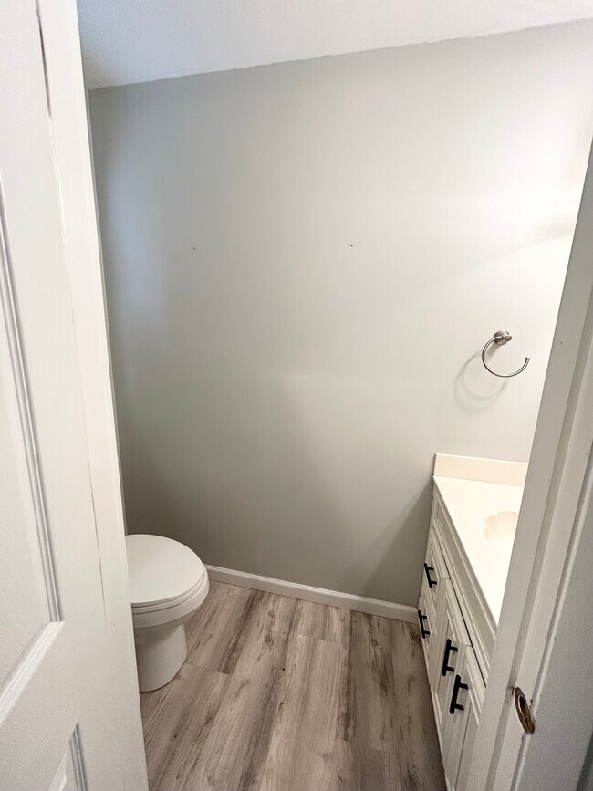 Building Photo - 5109 Coachman Rd