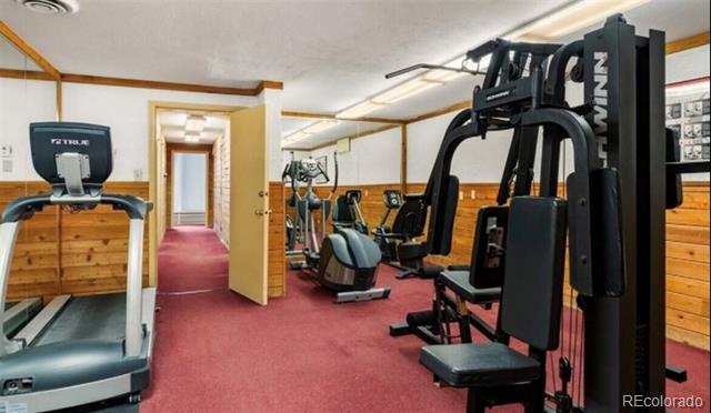 Building Photo - 2375 S Linden Ct