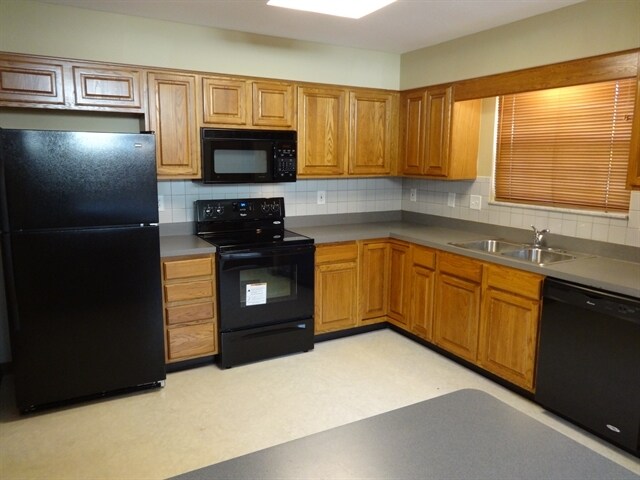 Building Photo - 4936 Claymill Dr