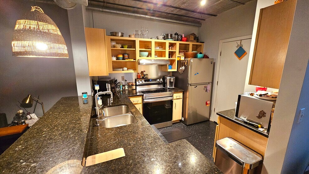 Building Photo - 800 Peachtree St NE