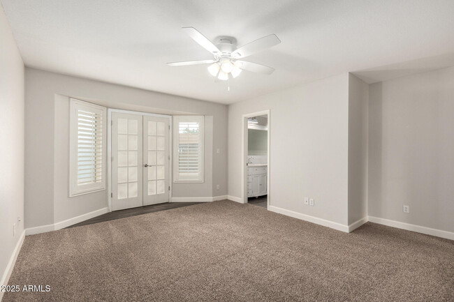 Building Photo - 421 E San Angelo Ave
