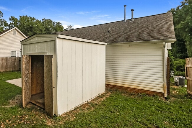 Building Photo - 8543 Alicia Brittany Ln