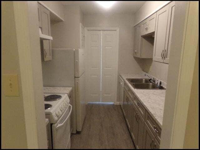 Building Photo - 1807 Sanford Dr