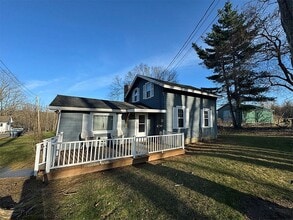 Building Photo - 1626 Drake Rd
