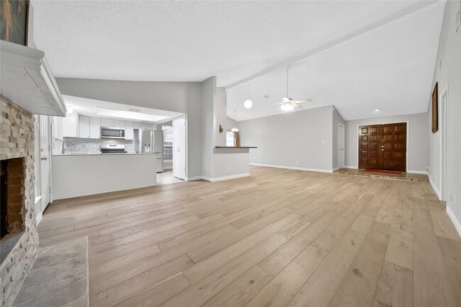 Building Photo - 21311 Park Rock Ln