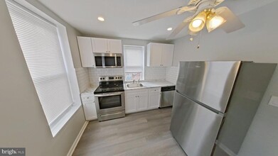Building Photo - 2036 N Gratz St