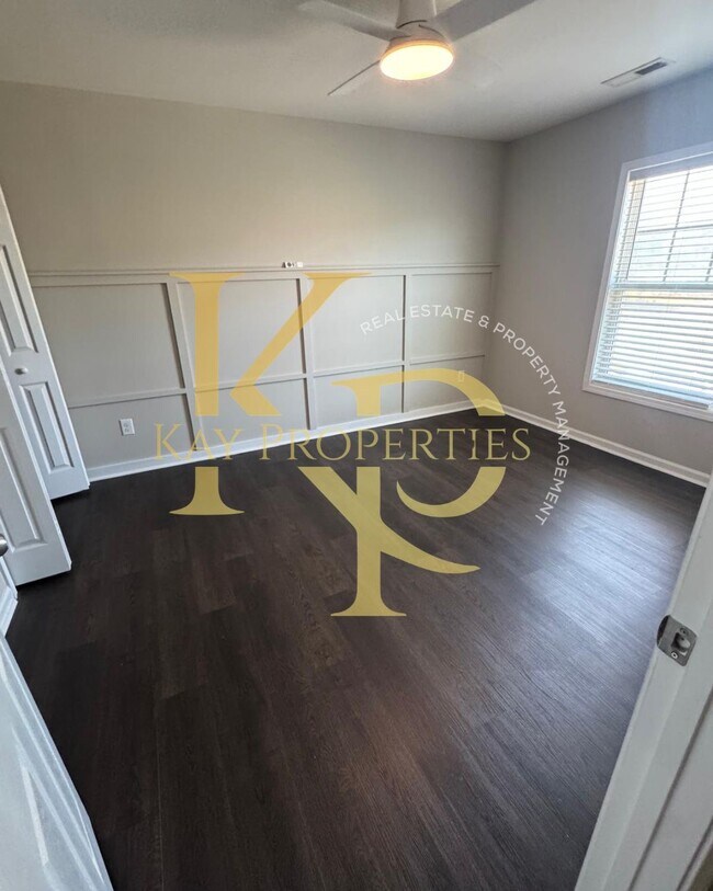 Building Photo - 5904 Sandpiper Farm Ln